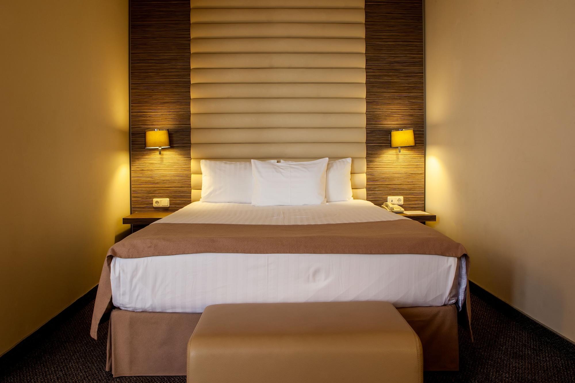 President Hotel by Hrazdan Hotel CJSC Jerevan Exteriér fotografie