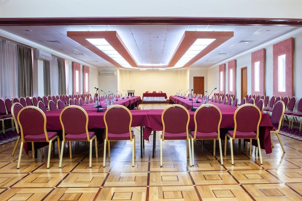 President Hotel by Hrazdan Hotel CJSC Jerevan Exteriér fotografie