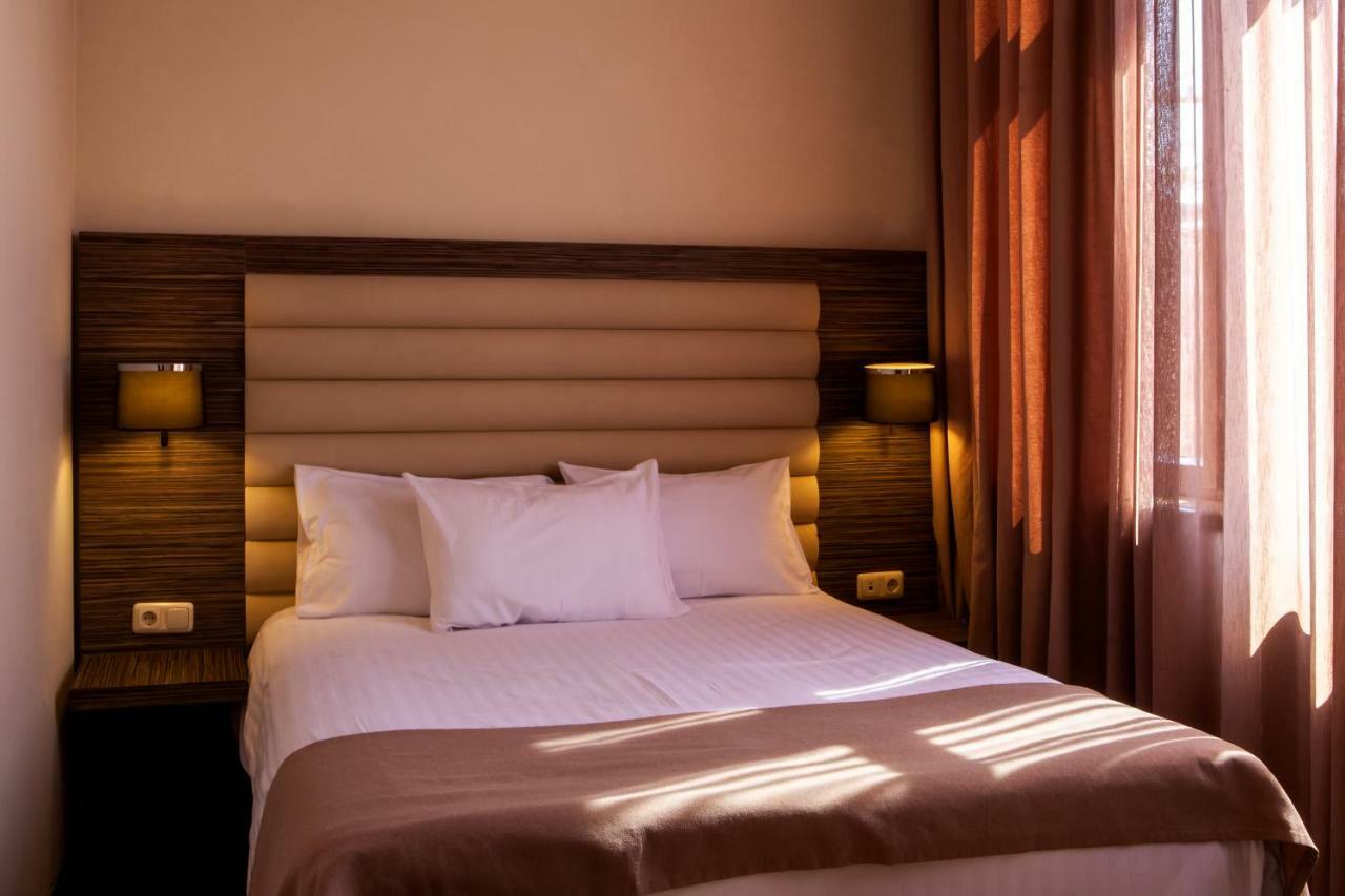 President Hotel by Hrazdan Hotel CJSC Jerevan Exteriér fotografie