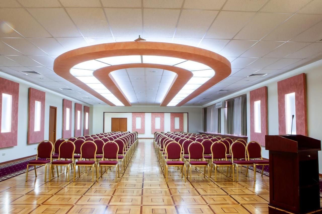 President Hotel by Hrazdan Hotel CJSC Jerevan Exteriér fotografie